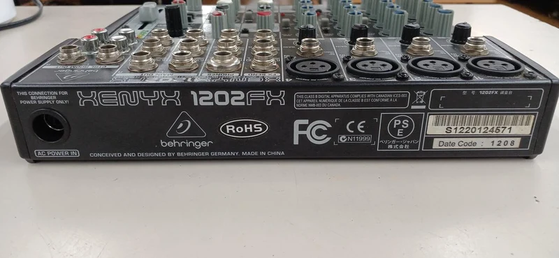 BEHRINGER Analogmixer XENYX802