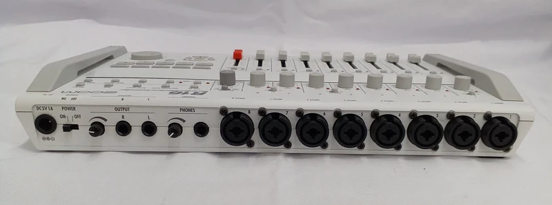 ZOOM MTR R16