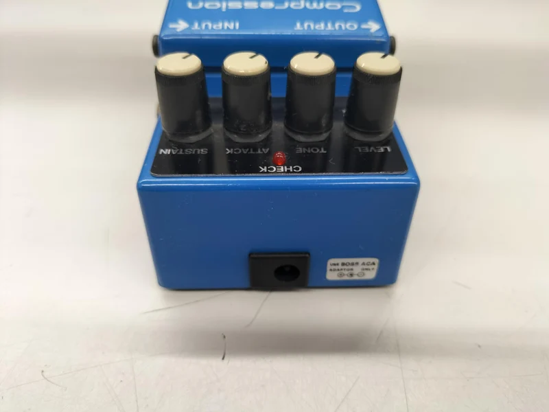 BOSS Effektpedal CS-3
