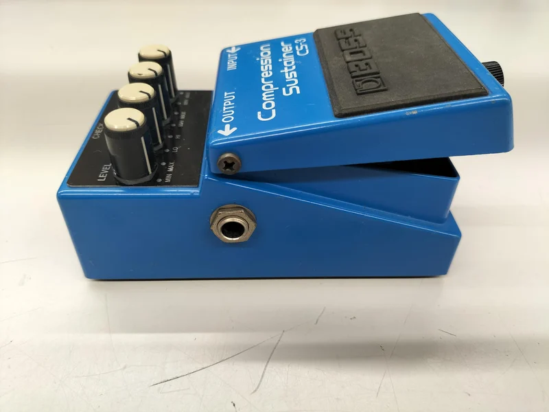 BOSS Effektpedal CS-3