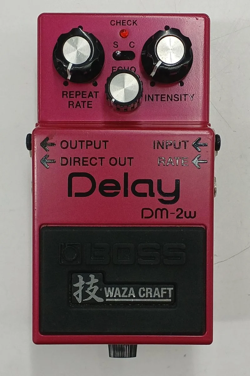 BOSS Effektpedal DM-2W