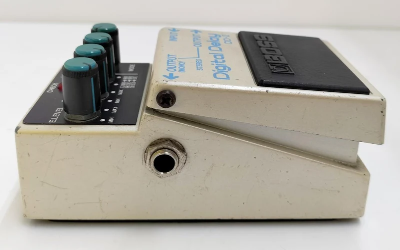 BOSS Effektpedal DD-2