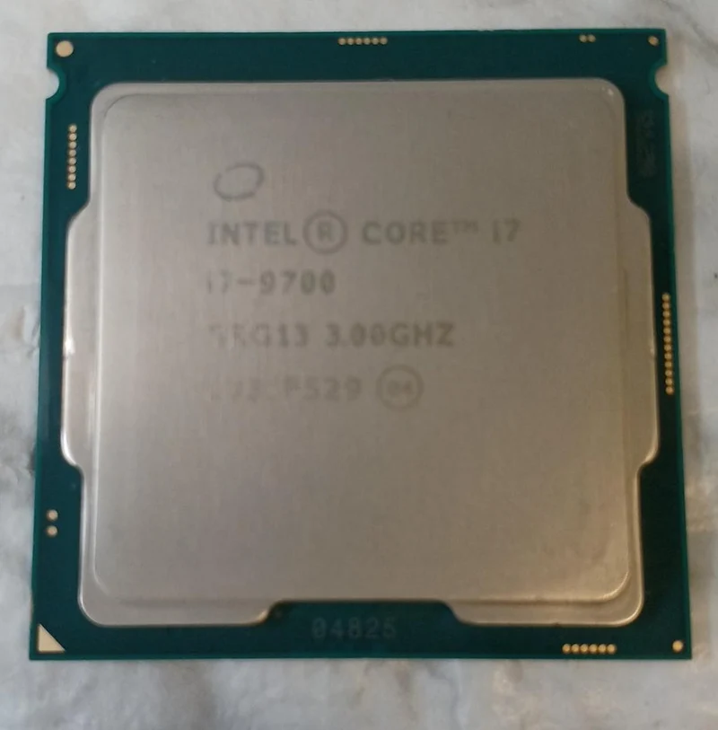 Intel Core i7-9700 CPU