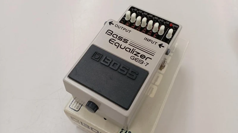 BOSS-Effektschlüssel: GEB-7