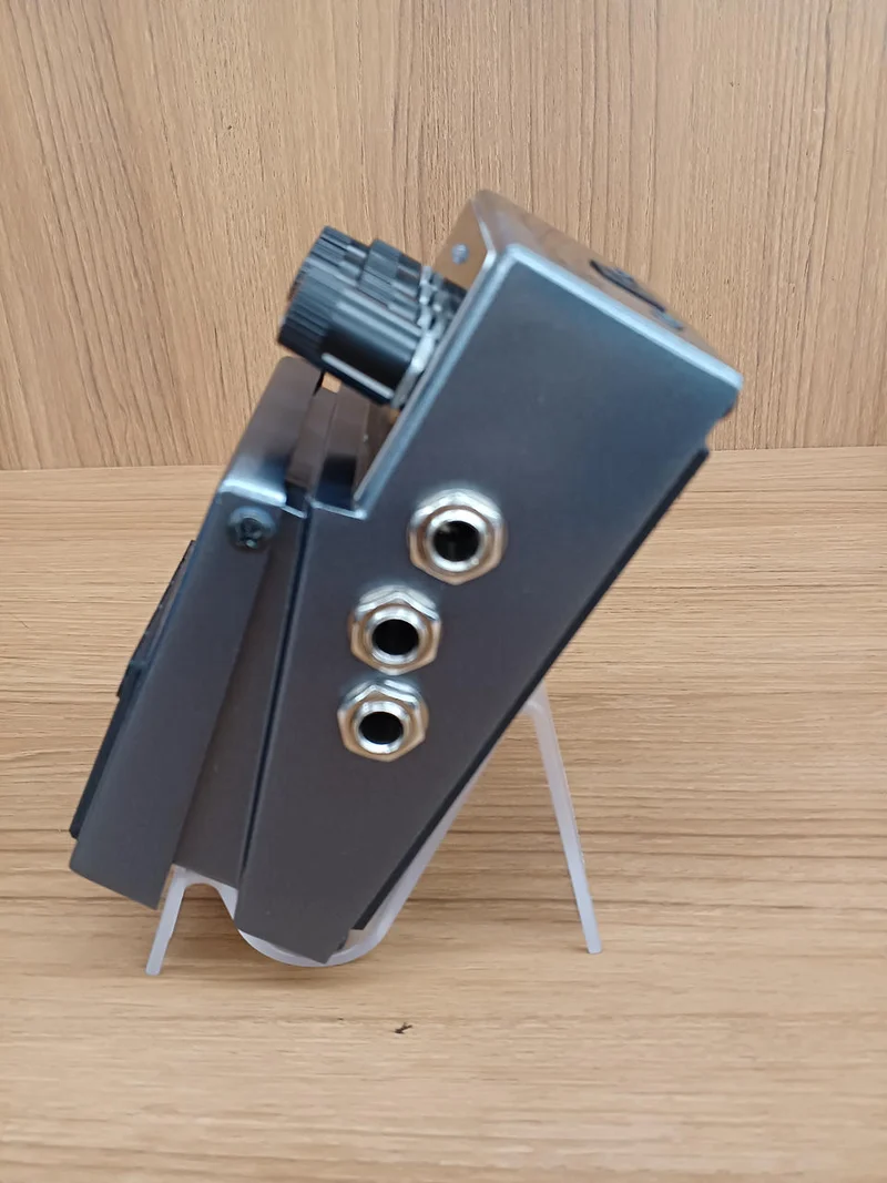 BOSS Effektpedal IR-2