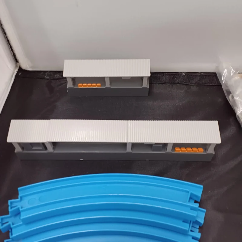 [SCHROTT] BANDAI E5-Serie Shinkansen-Kupplungs- und Doppelgleis-Set Plarail Advance