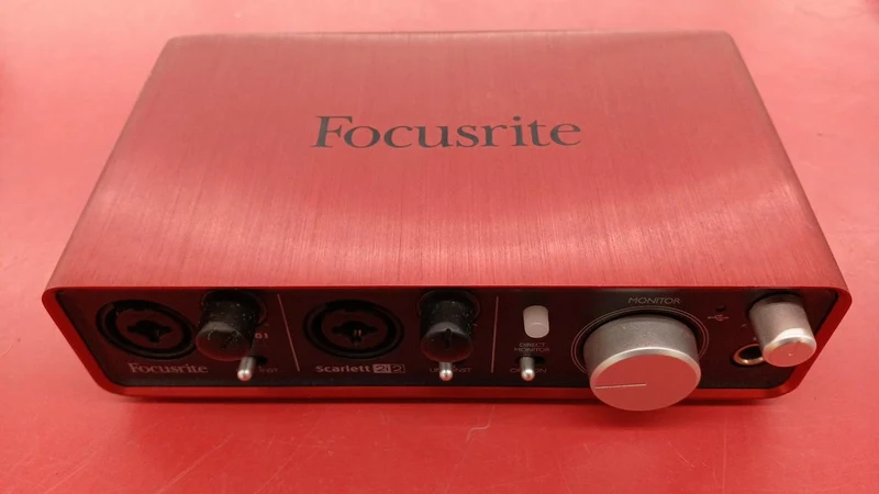 FOCUSRITE Audio-Interface: SCARLETT 2I2