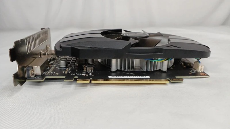 ASUS Grafikkarte PH-GTX1650-4G