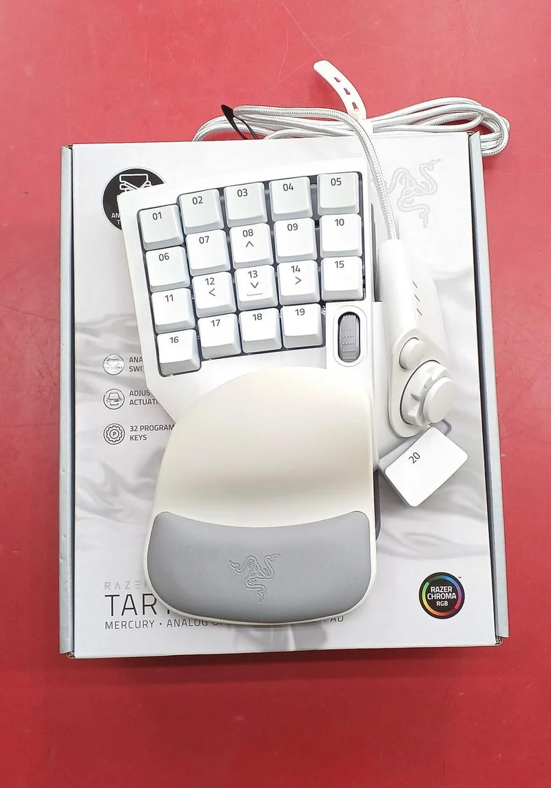 RAZER Linkshänder-Tastatur TARTARUS PRO