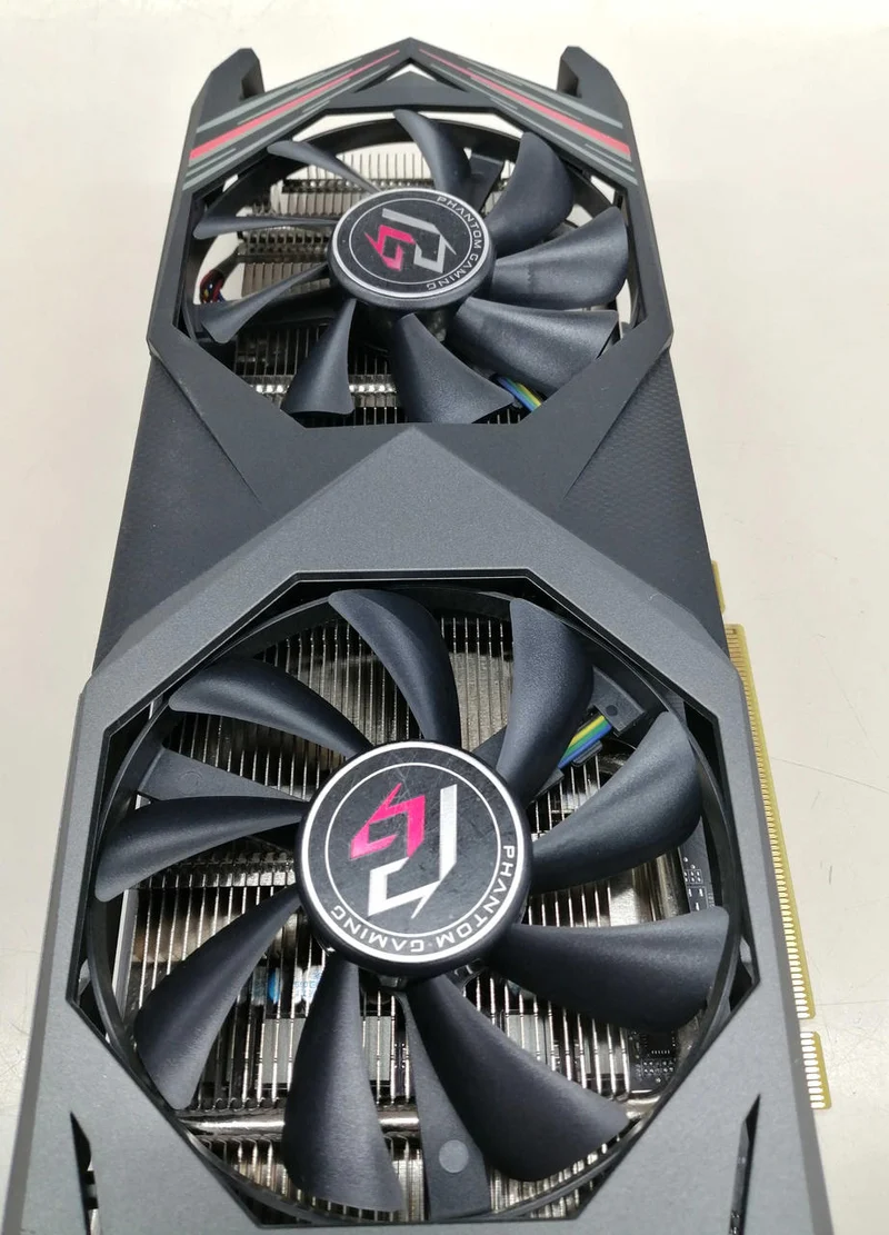 SAPPHIRE-Grafikkarte: RADEON RX590 8 GB