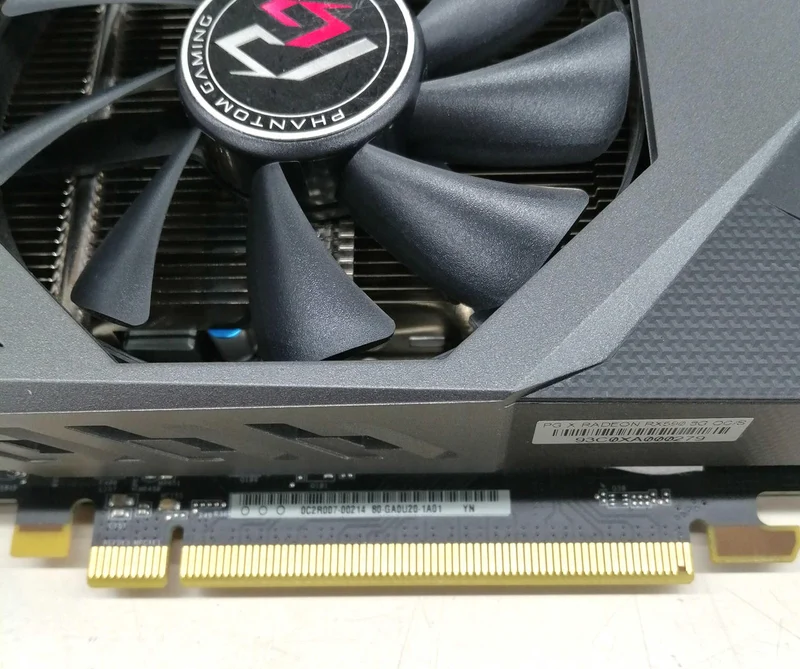 SAPPHIRE-Grafikkarte: RADEON RX590 8 GB