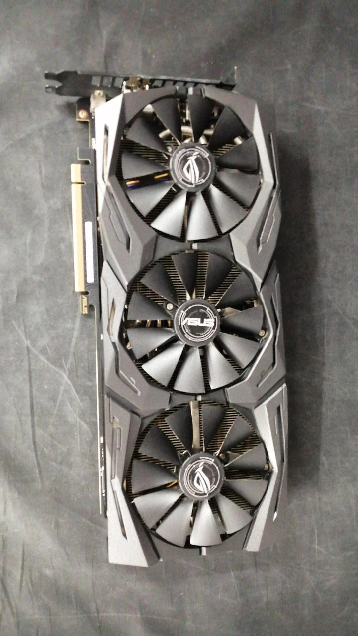 ASUS Grafikkarte ROG-STRIX-RTX2070-O8GB-GAMIMG