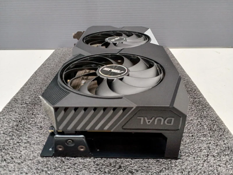 ASUS-Grafikkarte: DUAL-RTX3070-O8G