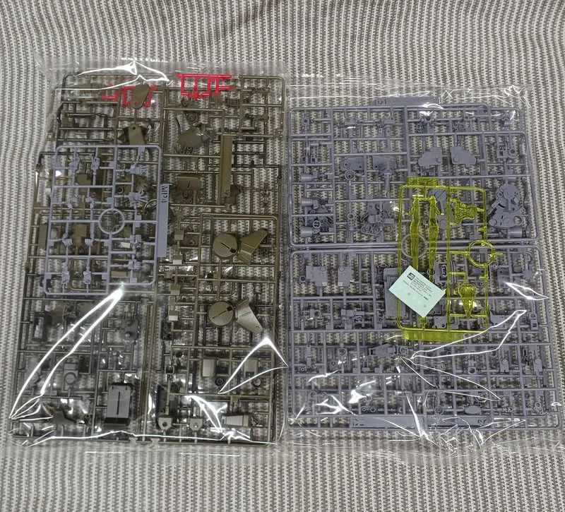 BANDAI SPIRITS Plastikmodell HG 1/144 Lieben Wolf (AOZ RE-BOOT Version)