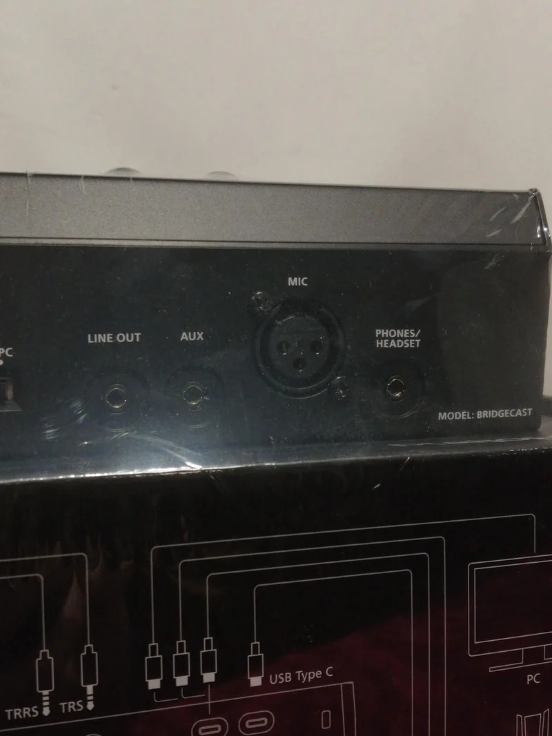 ROLAND Mixer BRIDGECAST
