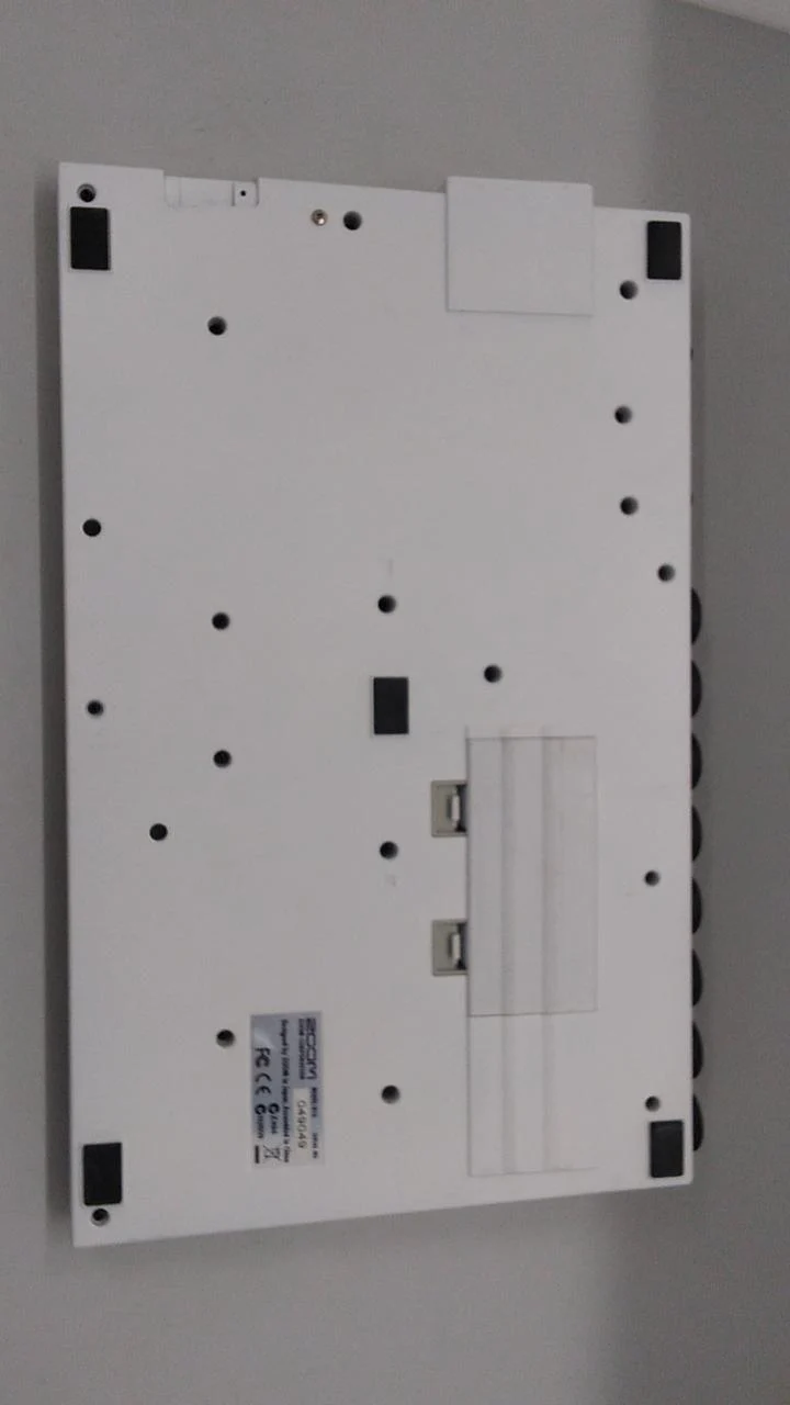 ZOOM MTR R16