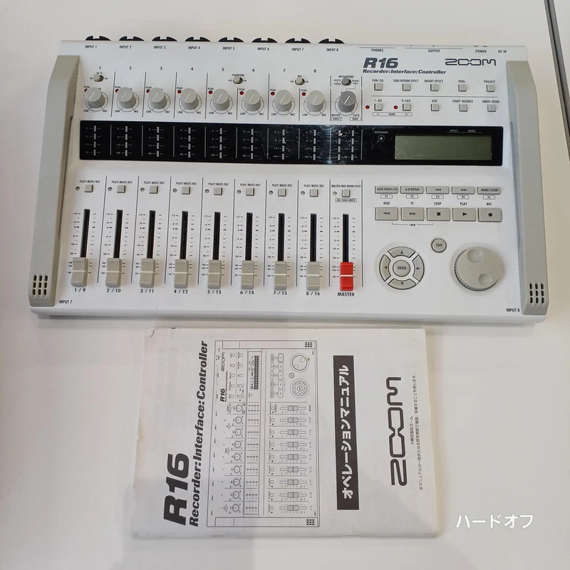 ZOOM MTR R16