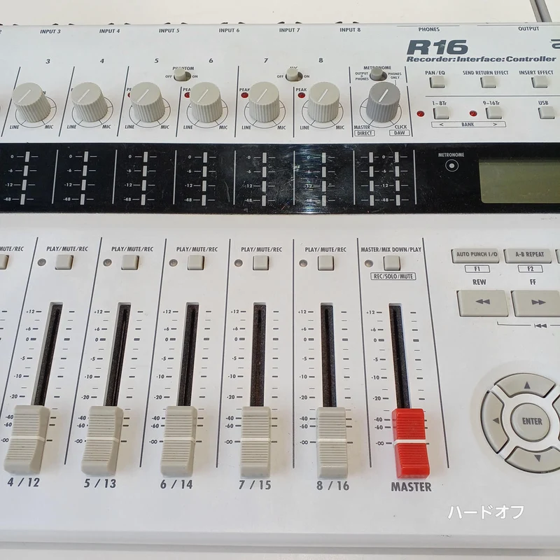 ZOOM MTR R16