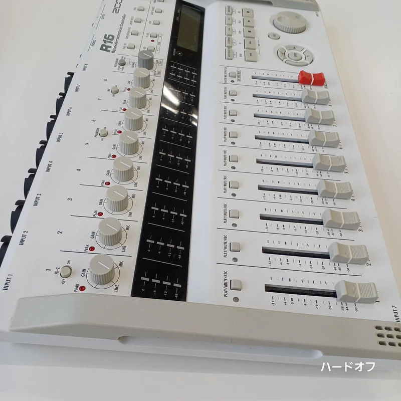 ZOOM MTR R16