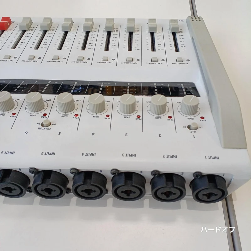 ZOOM MTR R16