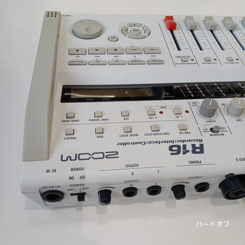 ZOOM MTR R16