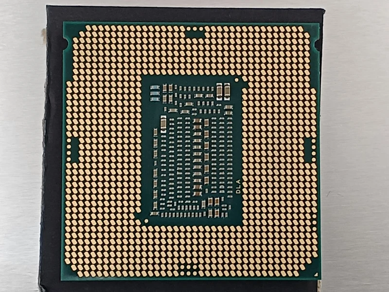 Intel CPU Core i7-9700K (3.60 GHz)