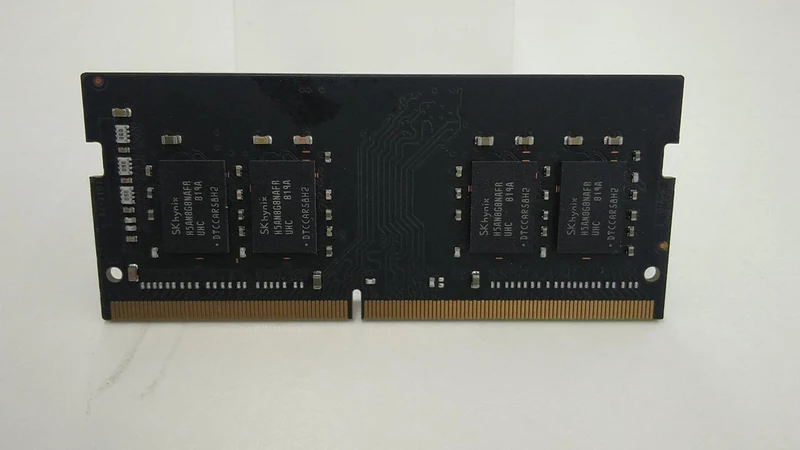 SKHYNIX Laptop PC4-2400 8GB HMA81GS6AFR8N-UH