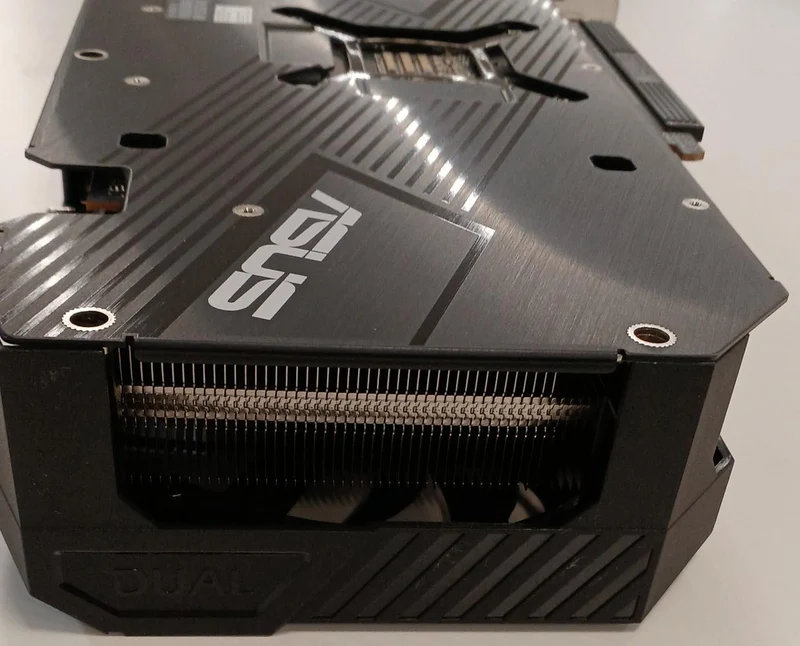ASUS Grafikkarte: RX6600XT-O8G