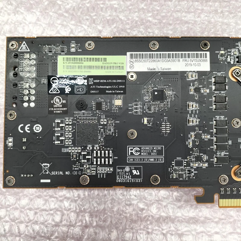AMD-Grafikkarte: RADEON PRO V320