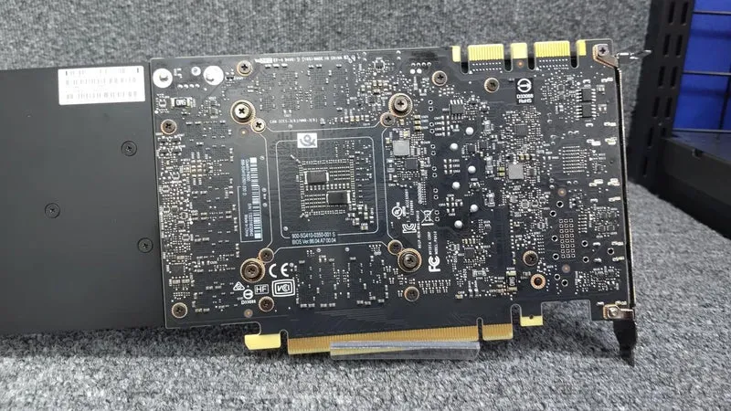 NVIDIA-Grafikkarte: P4000