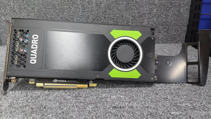 NVIDIA-Grafikkarte: P4000