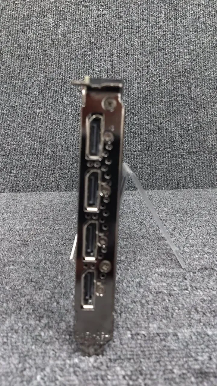 NVIDIA-Grafikkarte: P4000