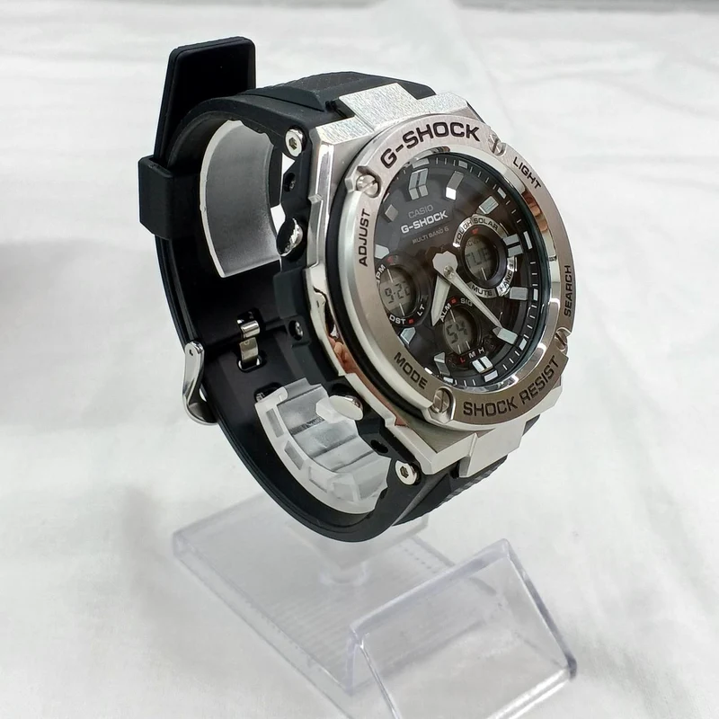 CASIO G-SHOCK GST-W110