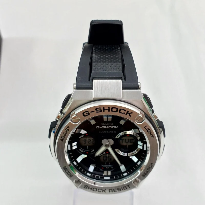 CASIO G-SHOCK GST-W110