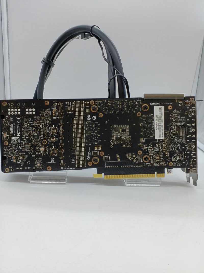 SYCOM-Grafikkarte: RTX 2080 SUPER mit Flüssigkeitskühlung