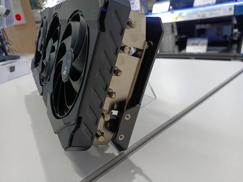 ASUS Grafikkarte TUF-RTX3070TI-8G-V2-GAMING