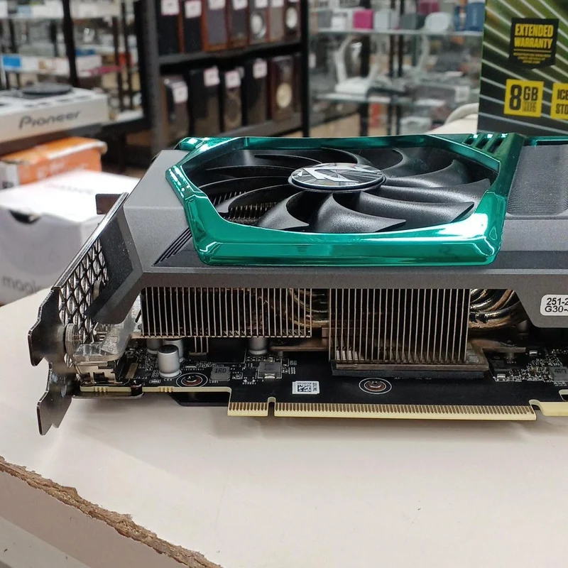 ZOTAC Grafikkarte: RTX 3070 AMP HOLD LHR 8 GB
