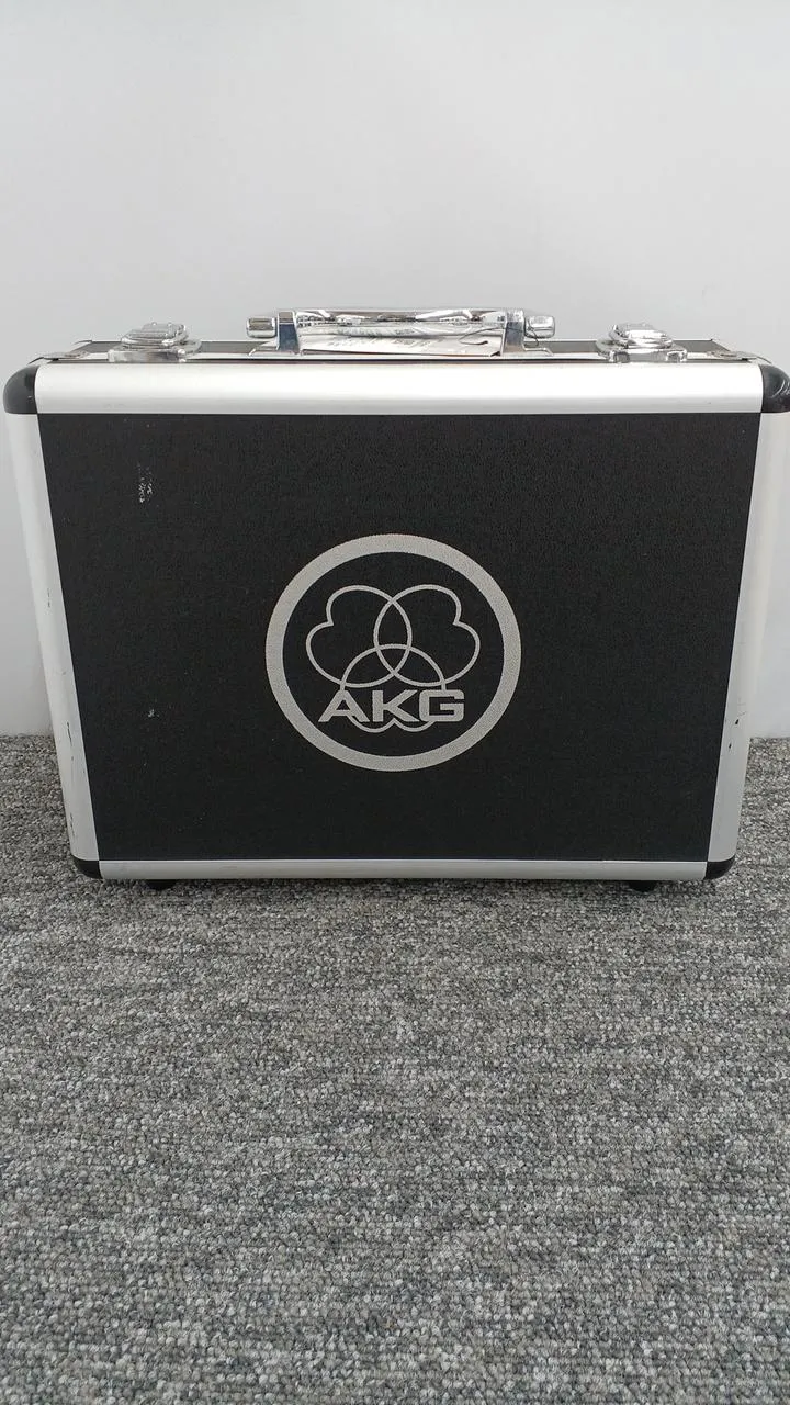 AKG Kondensatormikrofon C3000