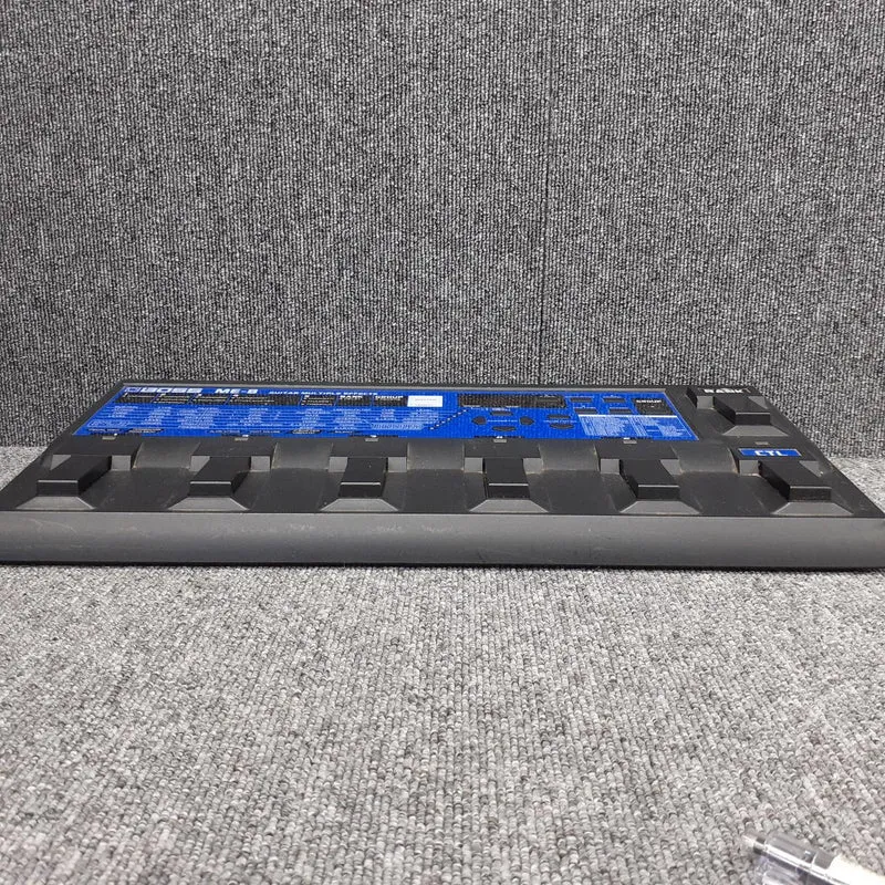 BOSS Multi-Effektpedal ME-8