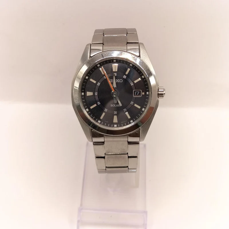 SEIKO Armbanduhr Solar V145-0CA0