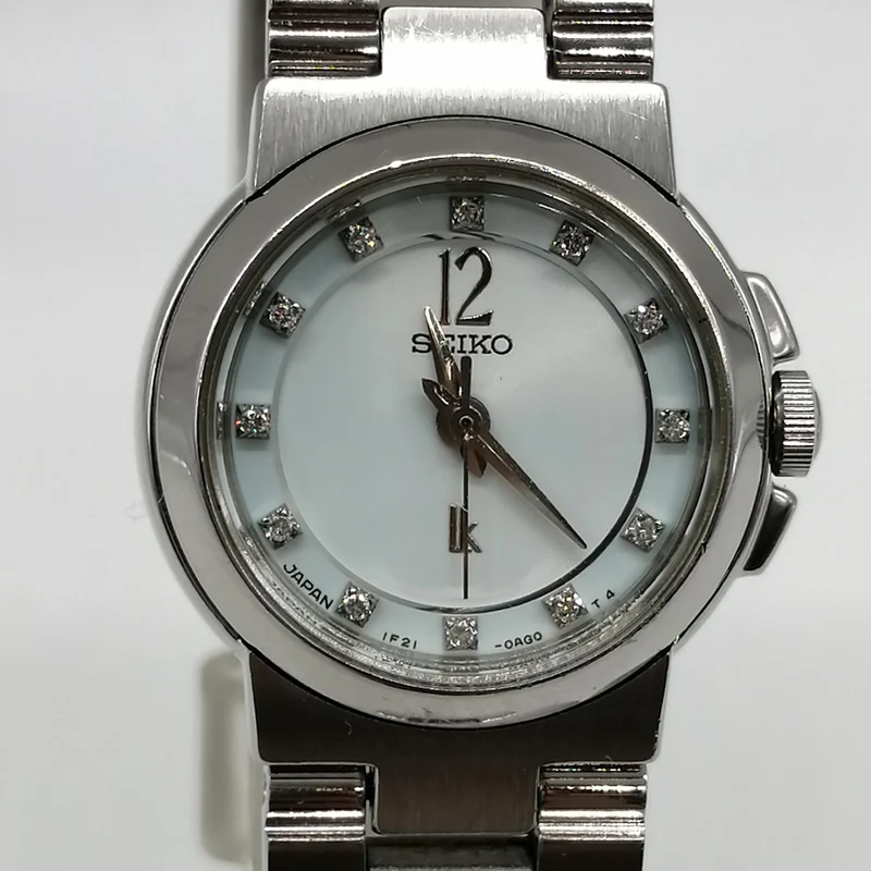 SEIKO Lucia Quarz-Armbanduhr 1F21-0AD0