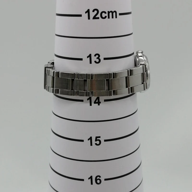 SEIKO Lucia Quarz-Armbanduhr 1F21-0AD0