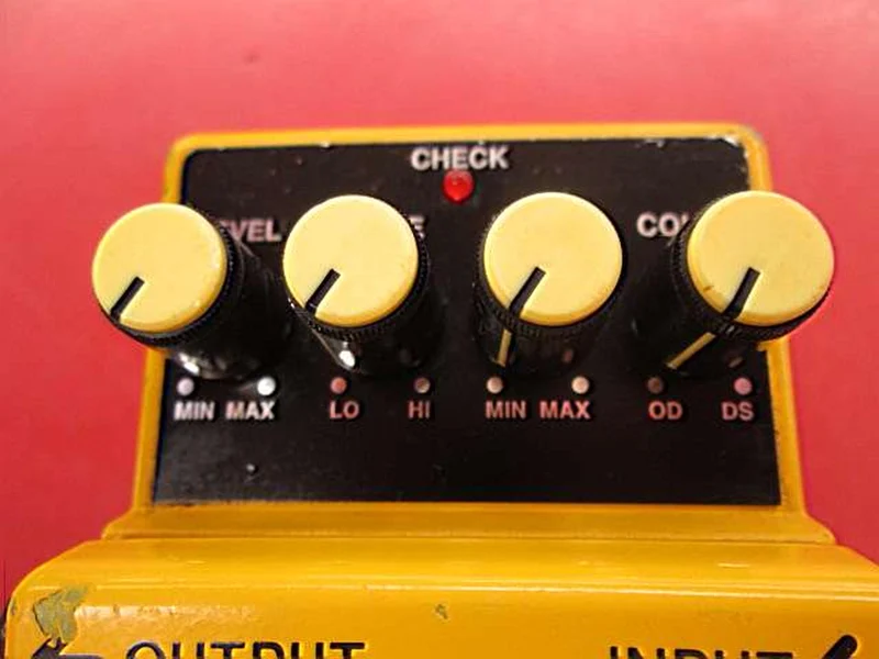 BOSS Distortion Effects OS-2