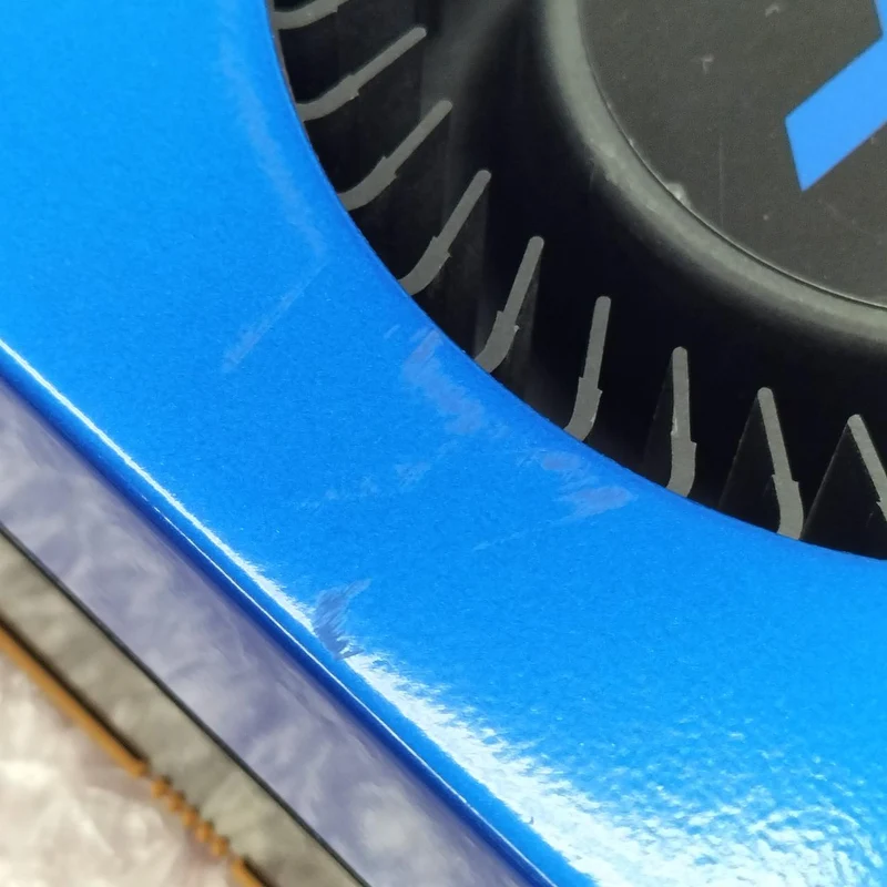AMD-Grafikkarte: RADEON PRO V320