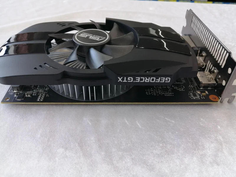 ASUS Grafikkarte PH-GTX1050TI-4G