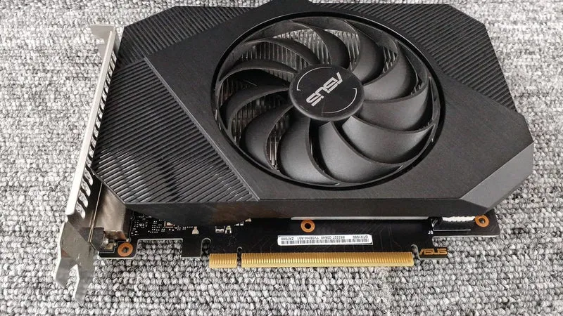 ASUS Grafikkarte PH-GTX1650-4GD6