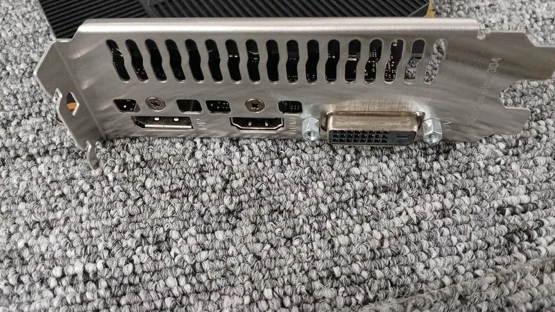 ASUS Grafikkarte PH-GTX1650-4GD6