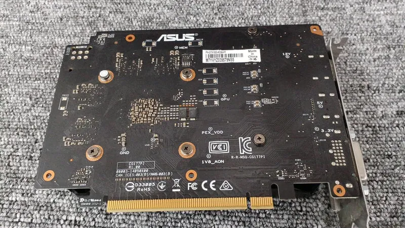 ASUS Grafikkarte PH-GTX1650-4GD6