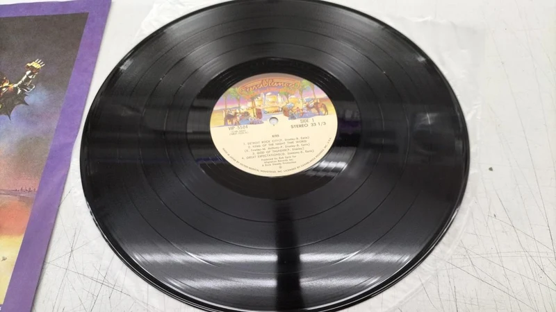 VICTOR LP Schallplatte KISS / THE ORIGINALS II