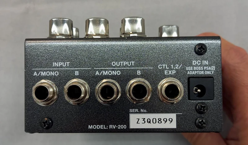 BOSS Effektpedal für andere Anwendungen: RV-200